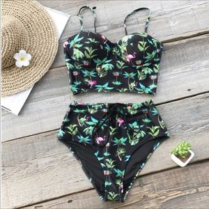 🏖👙Size Large..LAST ONE Flamingo Swimsuit 🏖👙🏖